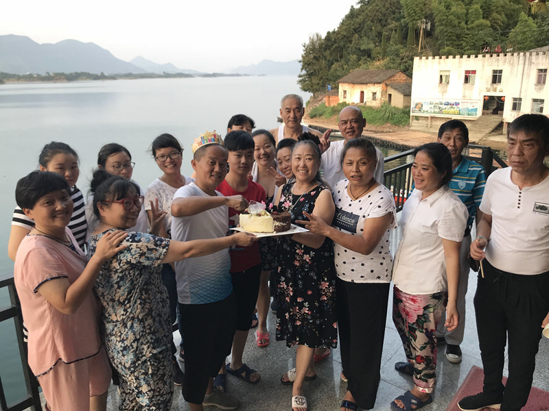 我們的江城清洗團隊，我們的團建